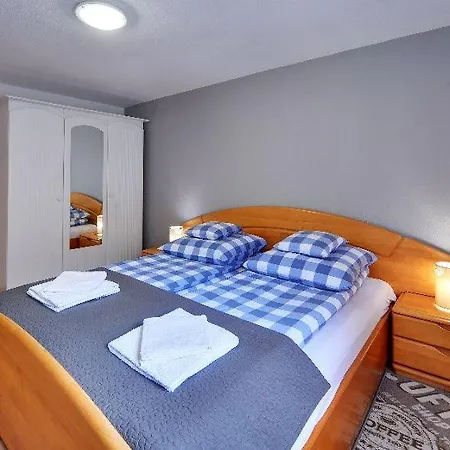 Apartamentvanessa كارباش